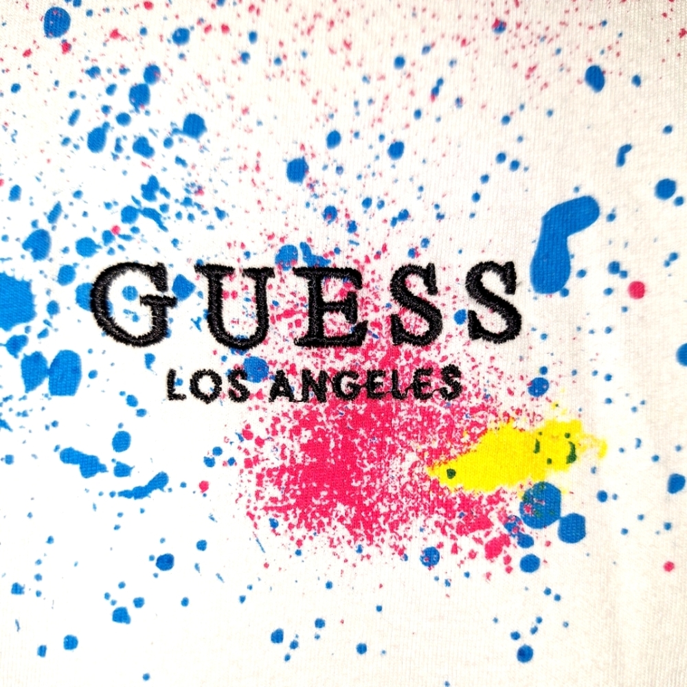 Guess T-Shirt!